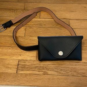 Faux leather belt bag / Fanny pack
